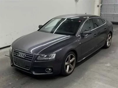 Audi A5  с аукциона в Японии