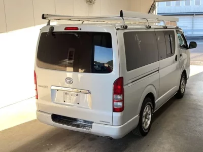 Toyota REGIUS ACE VAN  с аукциона в Японии