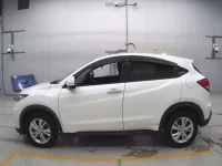Honda VEZEL лот № 30013 оценка 3.5  с аукциона в Японии 3