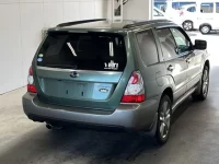 Subaru FORESTER лот № 3002 оценка 4  с аукциона в Японии 1