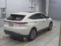 Toyota HARRIER лот № 30016 оценка 4.5  с аукциона в Японии 1