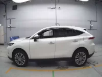 Toyota HARRIER лот № 30016 оценка 4.5  с аукциона в Японии 3