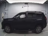 Toyota LAND CRUISER PRADO лот № 30017 оценка 4  с аукциона в Японии 3
