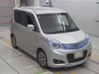 Mitsubishi DELICA D2 лот № 36177 оценка 3.5  с аукциона в Японии 4
