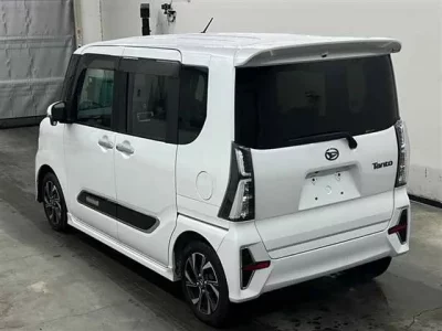 Daihatsu TANTO  с аукциона в Японии