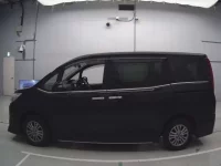 Toyota ESQUIRE лот № 30024 оценка RA  с аукциона в Японии 3