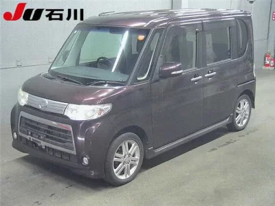 Daihatsu TANTO  с аукциона в Японии