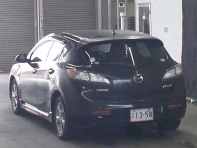 Mazda AXELA  с аукциона в Японии