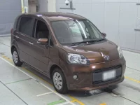 Toyota PORTE лот № 36202 оценка 4.5  с аукциона в Японии 4