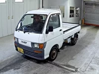 Daihatsu HIJET TRUCK лот № 8252 оценка 3.5  с аукциона в Японии 2