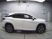 Lexus RX лот № 30048 оценка 4.5  с аукциона в Японии 2