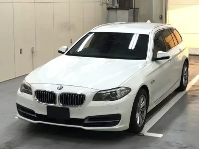 BMW 5-Series  с аукциона в Японии