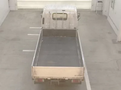 Isuzu ELF  с аукциона в Японии