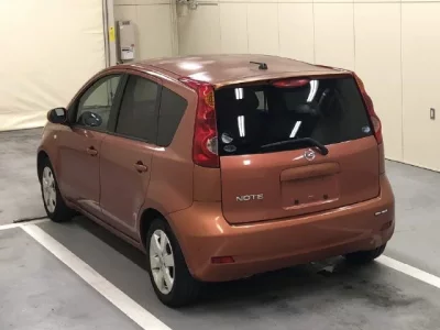 Nissan NOTE  с аукциона в Японии