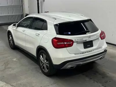 Mercedes-Benz GLA CLASS  с аукциона в Японии
