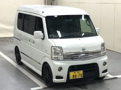 Nissan CLIPPER RIO  с аукциона в Японии