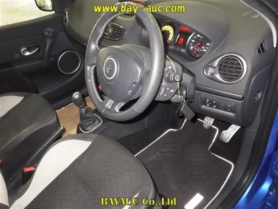 Renault LUTECIA  с аукциона в Японии