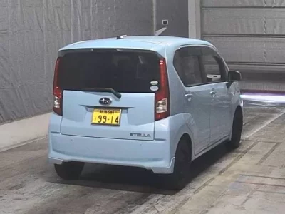 Subaru STELLA  с аукциона в Японии