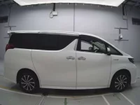 Toyota ALPHARD лот № 30067 оценка 4  с аукциона в Японии 2
