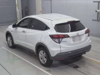 Honda VEZEL лот № 30072 оценка 4  с аукциона в Японии 5