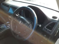 Honda VEZEL лот № 30072 оценка 4  с аукциона в Японии 6