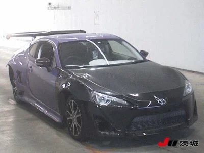 Toyota 86  с аукциона в Японии