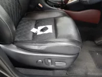 Toyota HARRIER лот № 30077 оценка 4  с аукциона в Японии 7