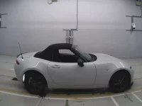Mazda ROADSTER лот № 33204 оценка 4  с аукциона в Японии 2
