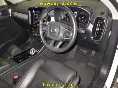Volvo XC40  с аукциона в Японии