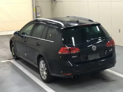 Volkswagen GOLF VARIANT  с аукциона в Японии