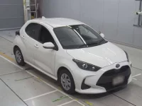 Toyota YARIS лот № 30098 оценка R  с аукциона в Японии 4