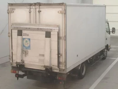 Hino DUTRO  с аукциона в Японии
