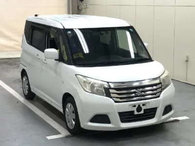 Suzuki SOLIO  с аукциона в Японии