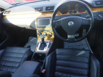 Volkswagen PASSAT VARIANT  с аукциона в Японии