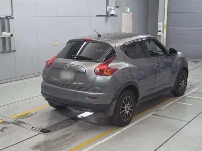Nissan JUKE  с аукциона в Японии