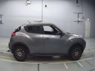 Nissan JUKE  с аукциона в Японии