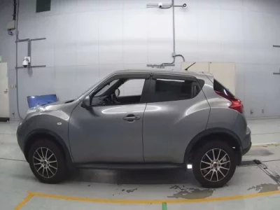 Nissan JUKE  с аукциона в Японии