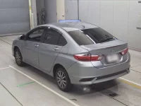 Honda GRACE лот № 30128 оценка 4  с аукциона в Японии 5