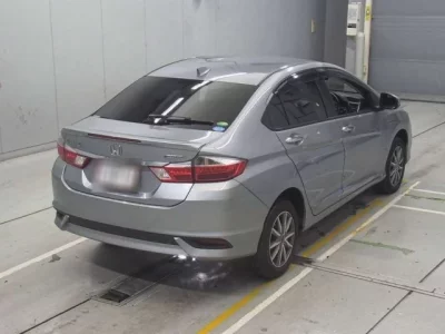 Honda GRACE  с аукциона в Японии