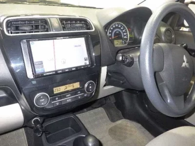 Mitsubishi MIRAGE  с аукциона в Японии