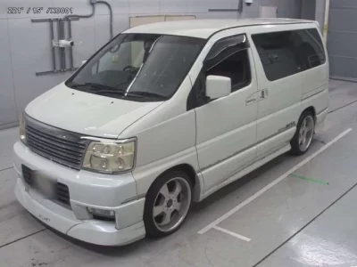 Nissan ELGRAND  с аукциона в Японии