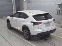 Lexus NX лот № 30134 оценка 4.5  с аукциона в Японии 5