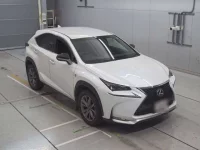 Lexus NX лот № 30134 оценка 4.5  с аукциона в Японии 4