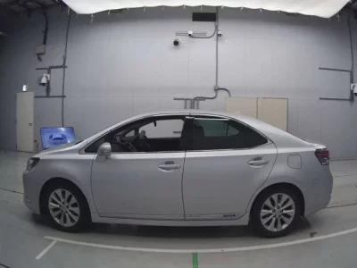 Lexus HS