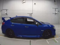 Subaru WRX лот № 30140 оценка 4  с аукциона в Японии 2