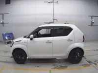 Suzuki IGNIS лот № 30146 оценка 4  с аукциона в Японии 3