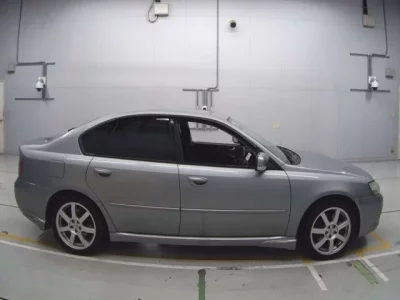 Subaru LEGACY B4