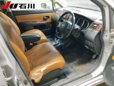 Nissan TIIDA  с аукциона в Японии