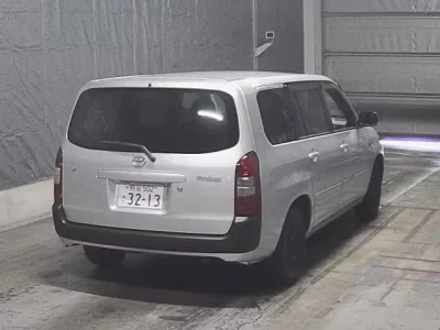Toyota PROBOX  с аукциона в Японии
