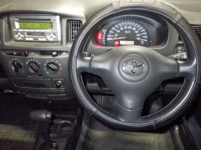 Toyota PROBOX  с аукциона в Японии